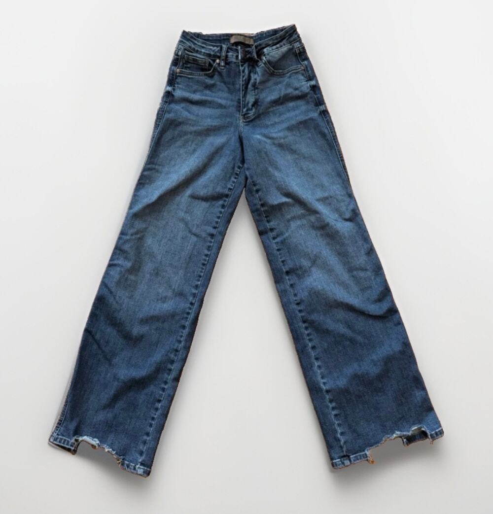 Judy Blue Jeans Women’s 1/25 Wide Leg Distressed Hem Stretch Denim 32" Y2K